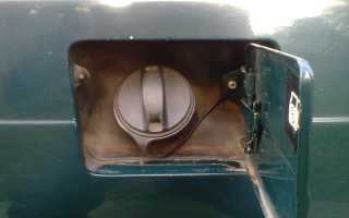 Как безопасно слить бензин или дизельное топливо из бака