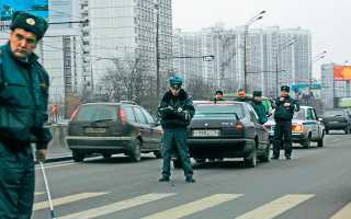 Как вести себя если инспектор ДПС просит взятку