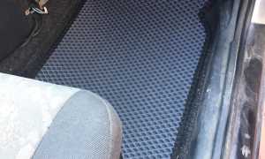 5 способов быстро удалить грязь с автомобильных ковриков
