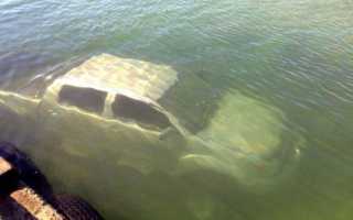 Как определить при осмотре утопленную машину