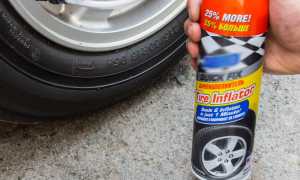 Что делать если в пути пробило колесо а запаски нет