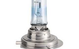 Лампа ближнего света на Приоре – выбор и замена лампы