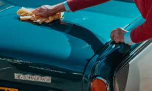 Как защитить кузов машины от царапин и сколов