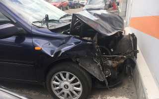 Зачем покупают аварийные автомобили