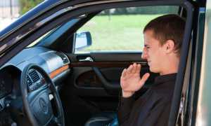 Почему в салоне машины пахнет сигаретами и как избавиться от неприятного запаха