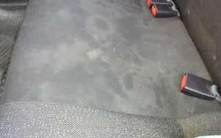 Как вывести пятна на обивке автомобиля своими руками