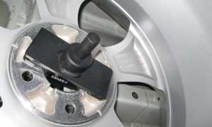 Как защитить колеса автомобиля от кражи