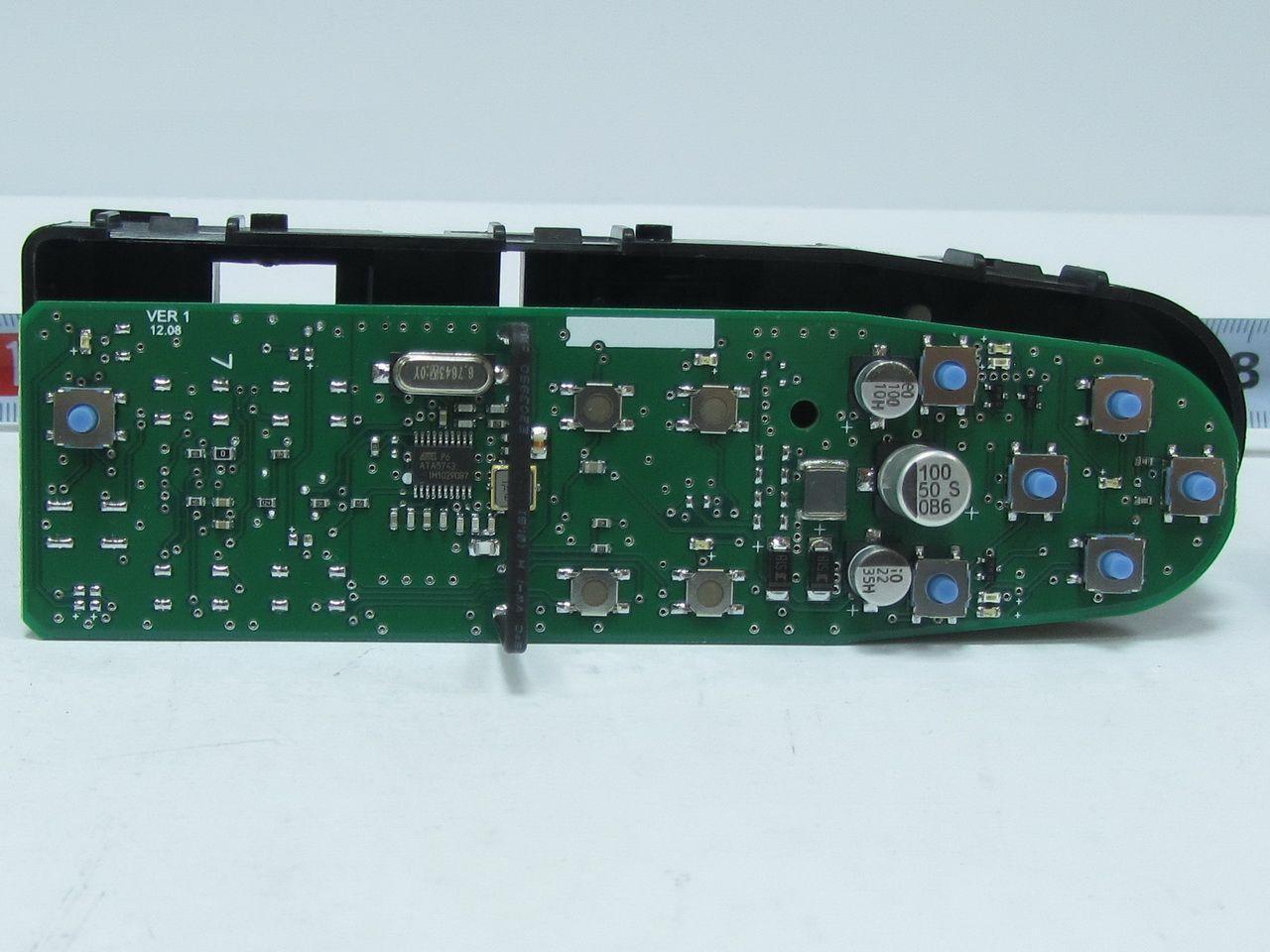 Печатная плата блока управления стеклоподъемниками Печатная плата блока управления стеклоподъемниками