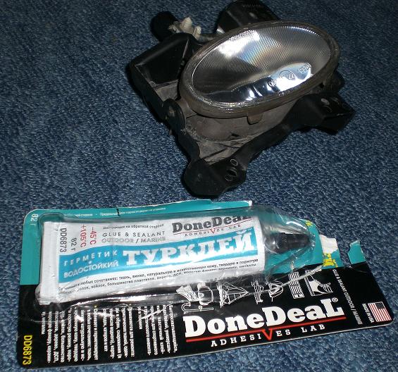 Для работы обязательно потребуется влагостойкий герметик Для работы обязательно потребуется влагостойкий герметик