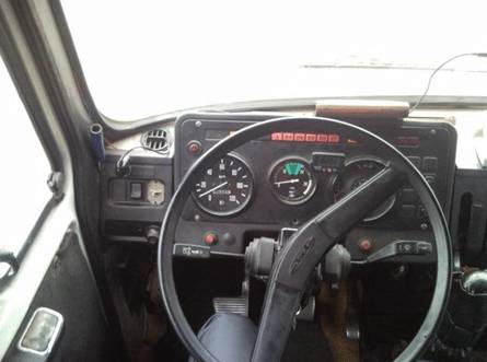 Фото кабины, унифицированной со старшими моделями прошлых лет Фото кабины, унифицированной со старшими моделями прошлых лет