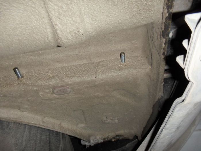 Крепежные болты под боковые пластины