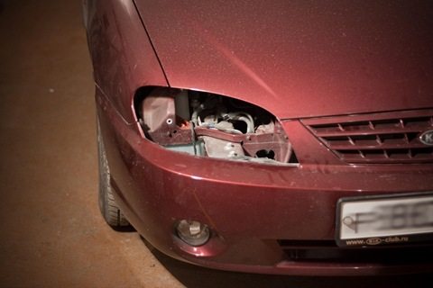 На фото – Спектра со снятой фарой На фото – Спектра со снятой фарой