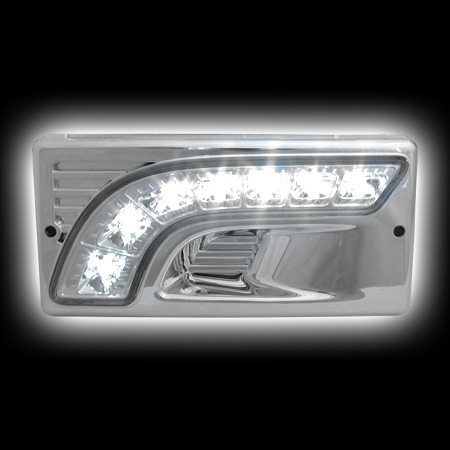 Подобные диоды в фары ВАЗ 2110 не создадут нужный световой поток, т.к. не имеют рефлектора Подобные диоды в фары ВАЗ 2110 не создадут нужный световой поток, т.к. не имеют рефлектора