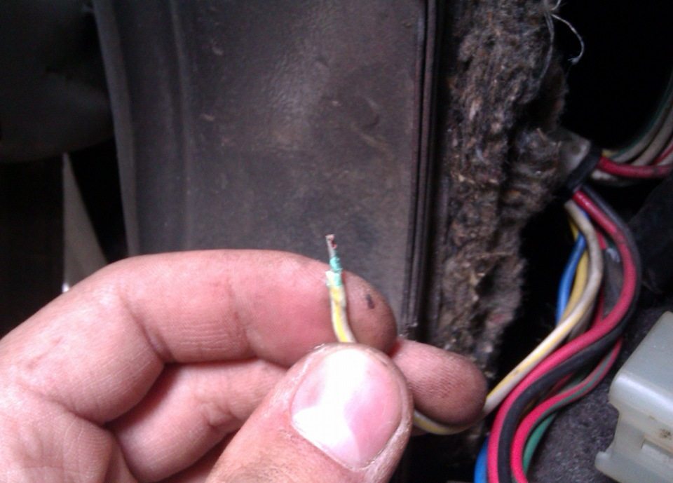 С таким контактом электрооборудование работать не будет