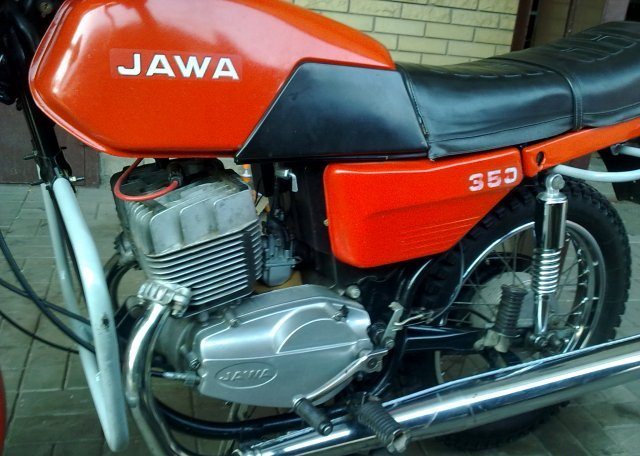 Цена подержанной Явы в 2 раза превышала цену нового отечественного мотоцикла Цена подержанной Явы в 2 раза превышала цену нового отечественного мотоцикла