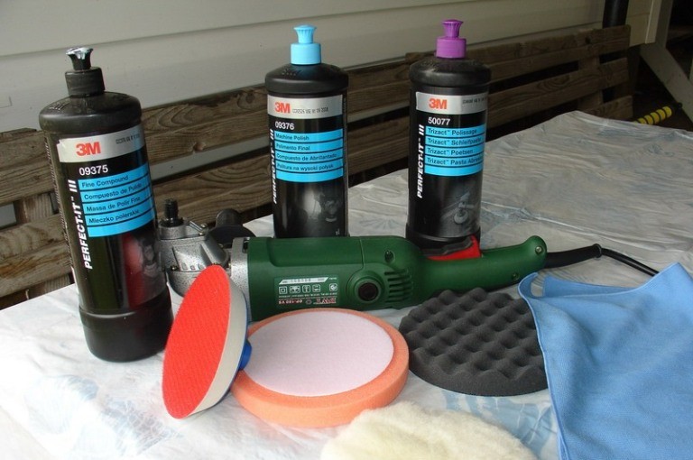 Болгарка, полировальные круги и пасты фирмы 3М Болгарка, полировальные круги и пасты фирмы 3М