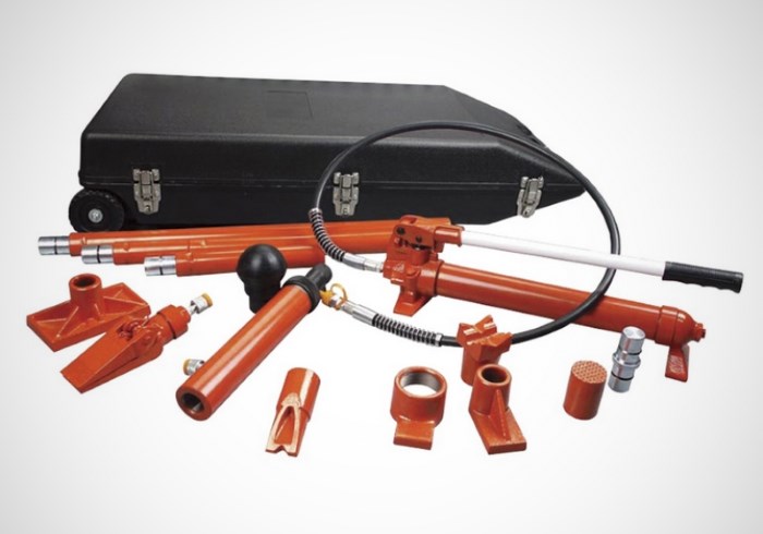 Гидравлический набор для правки кузова Гидравлический набор для правки кузова
