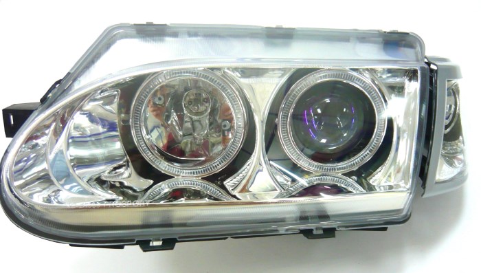 Фара ВАЗ 2114 Фара ВАЗ 2114