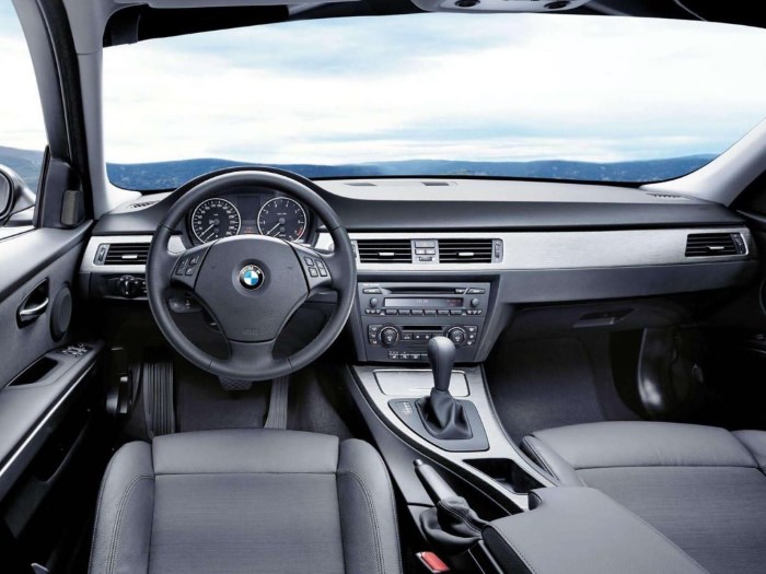 Лобовое стекло автомобиля Лобовое стекло автомобиля