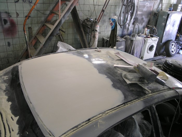 Выравнивание, подготовка крыши к покраске Выравнивание, подготовка крыши к покраске