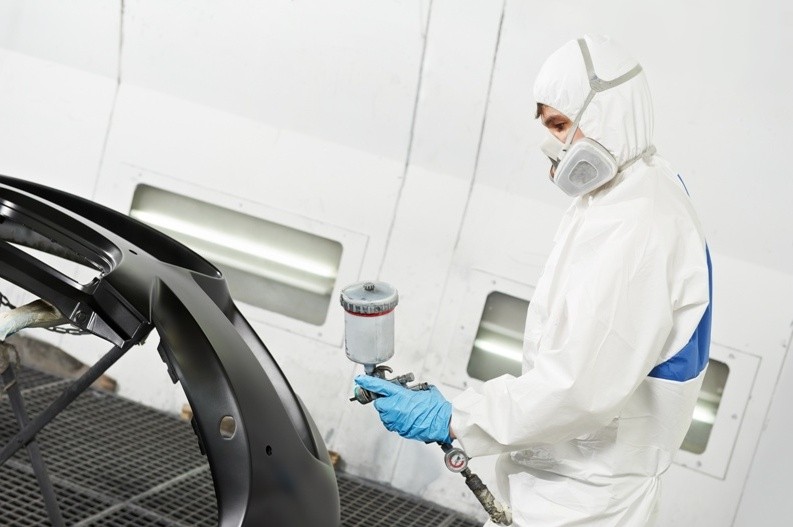 Покраска автомобиля краскопультом Покраска автомобиля краскопультом