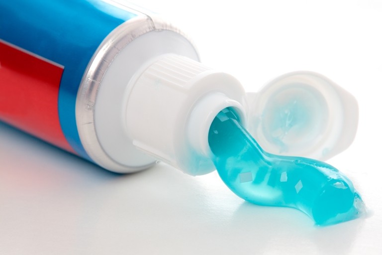 Зубная паста для полировки фар Зубная паста для полировки фар