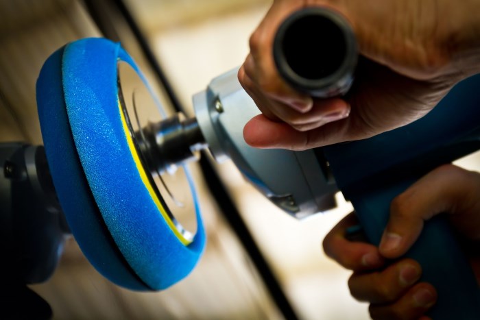 Полировка кузова машинкой Полировка кузова машинкой