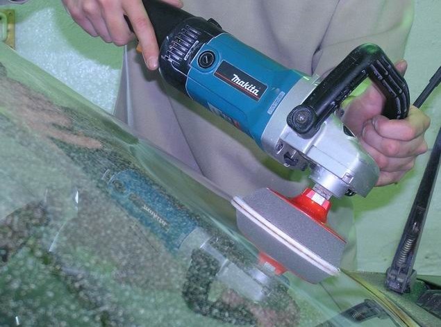 Полировка стекла машинкой Полировка стекла машинкой