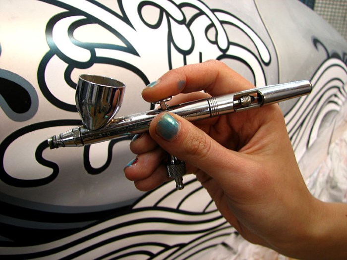 Работа аэрографом Работа аэрографом