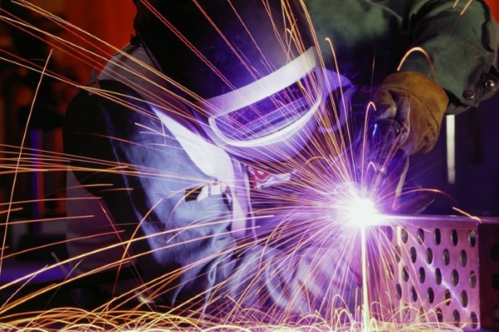 Резка металла электросваркой Резка металла электросваркой