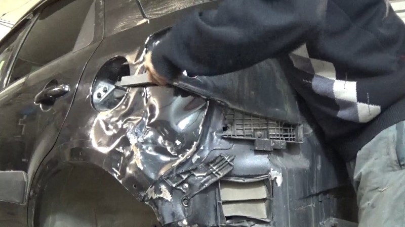 Рихтовка заднего крыла