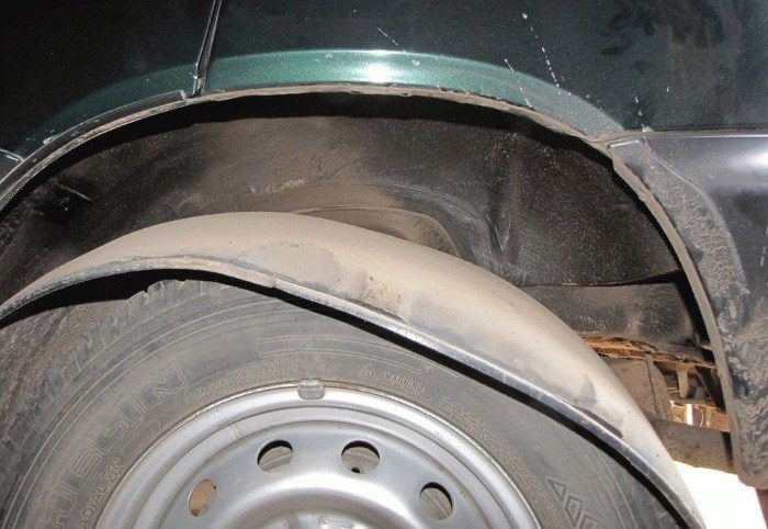 Снятие подкрылков Снятие подкрылков