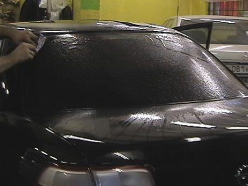 Снятие тонировки с заднего стекла Снятие тонировки с заднего стекла