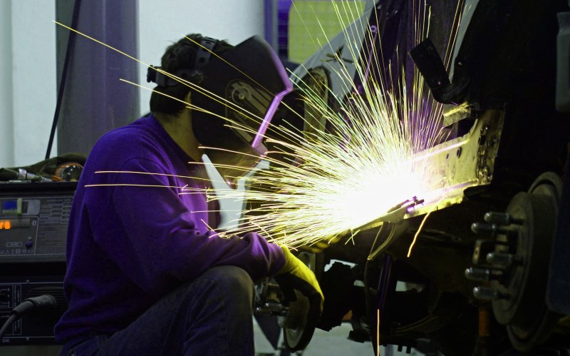 Сварщик за работой Сварщик за работой