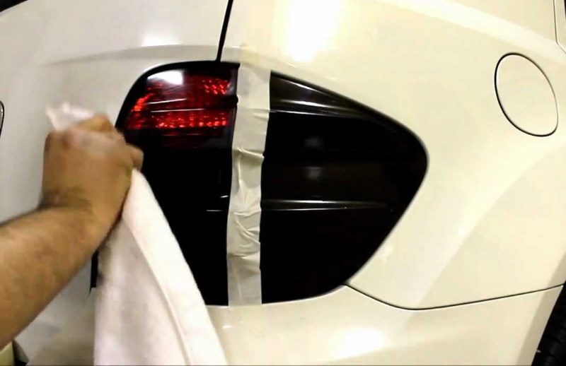 Тонировка задних фар пленкой Тонировка задних фар пленкой