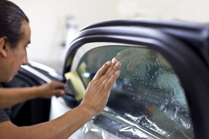 Тонировка стекол автомобиля Тонировка стекол автомобиля