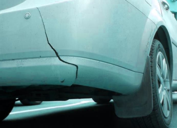 Трещины кузова автомобиля Трещины кузова автомобиля